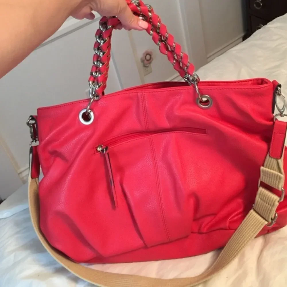 🎉💐Last deal🎉Red handbag 👜